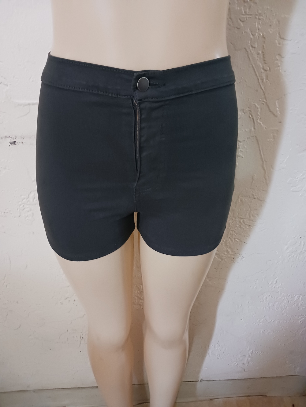 Aphrodite Black High-Waist Stretch Shorts